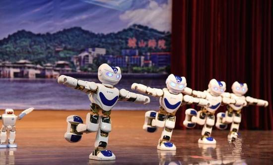 机器人早报：三年行动计划印发 智能机器人有望成为下一片蓝海